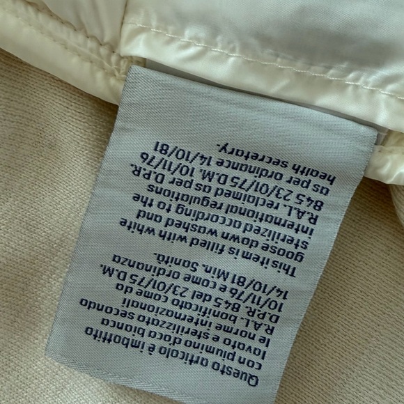 Moncler Women's Cream and Beige Quilted Puffer Jacket - Picture 12 of 15